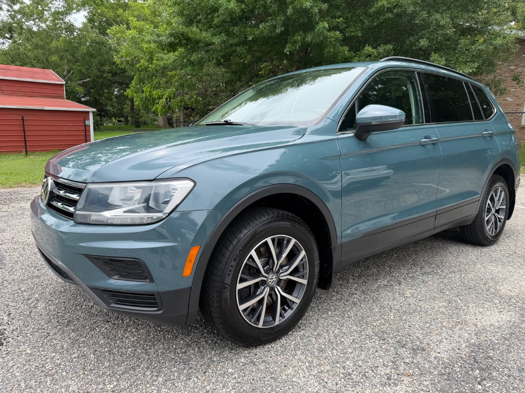 2019 Volkswagen Tiguan 2.0T SE's photo