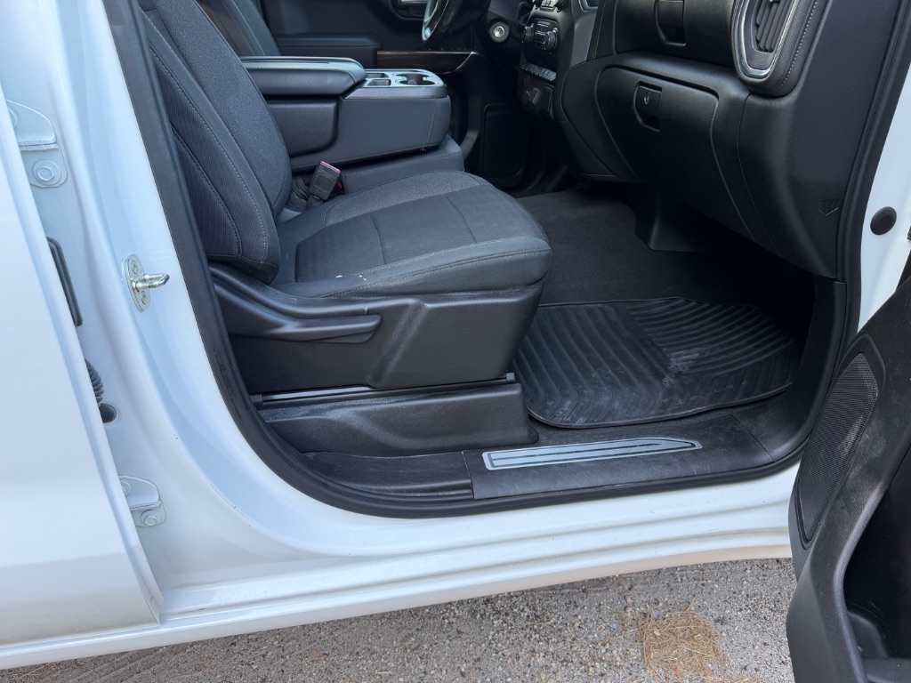 2020 Chevrolet Silverado 1500 LT - Photo 6
