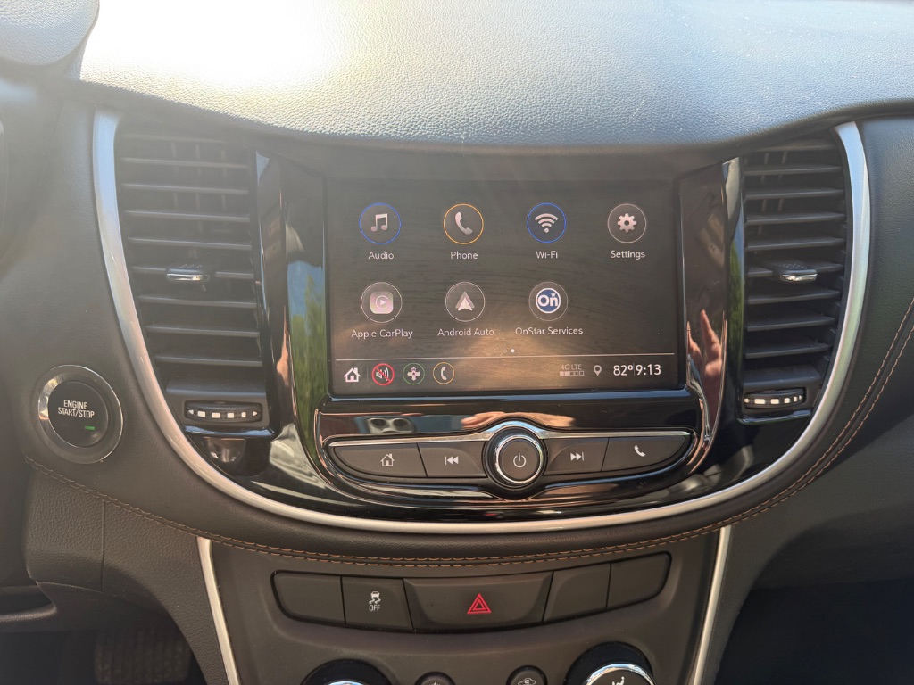 2022 Chevrolet Trax LT - Photo 10