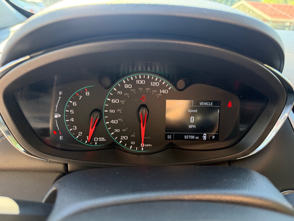 2022 Chevrolet Trax LT - Photo 9