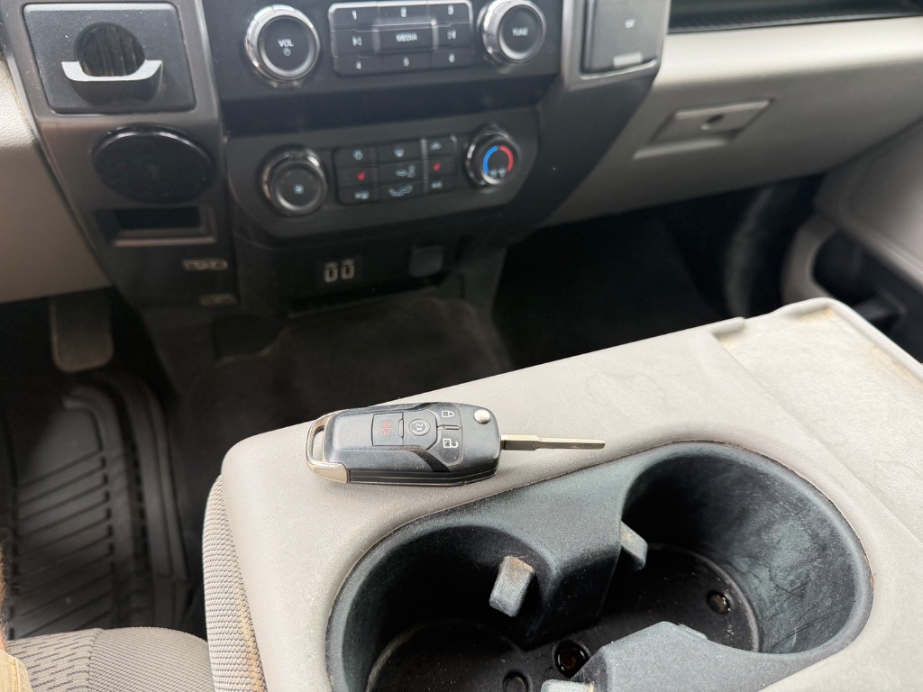 2019 Ford F-150 XLT - Photo 11